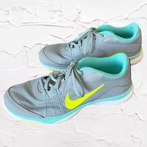 Women’s Nike Flex TR 5 Sneakers